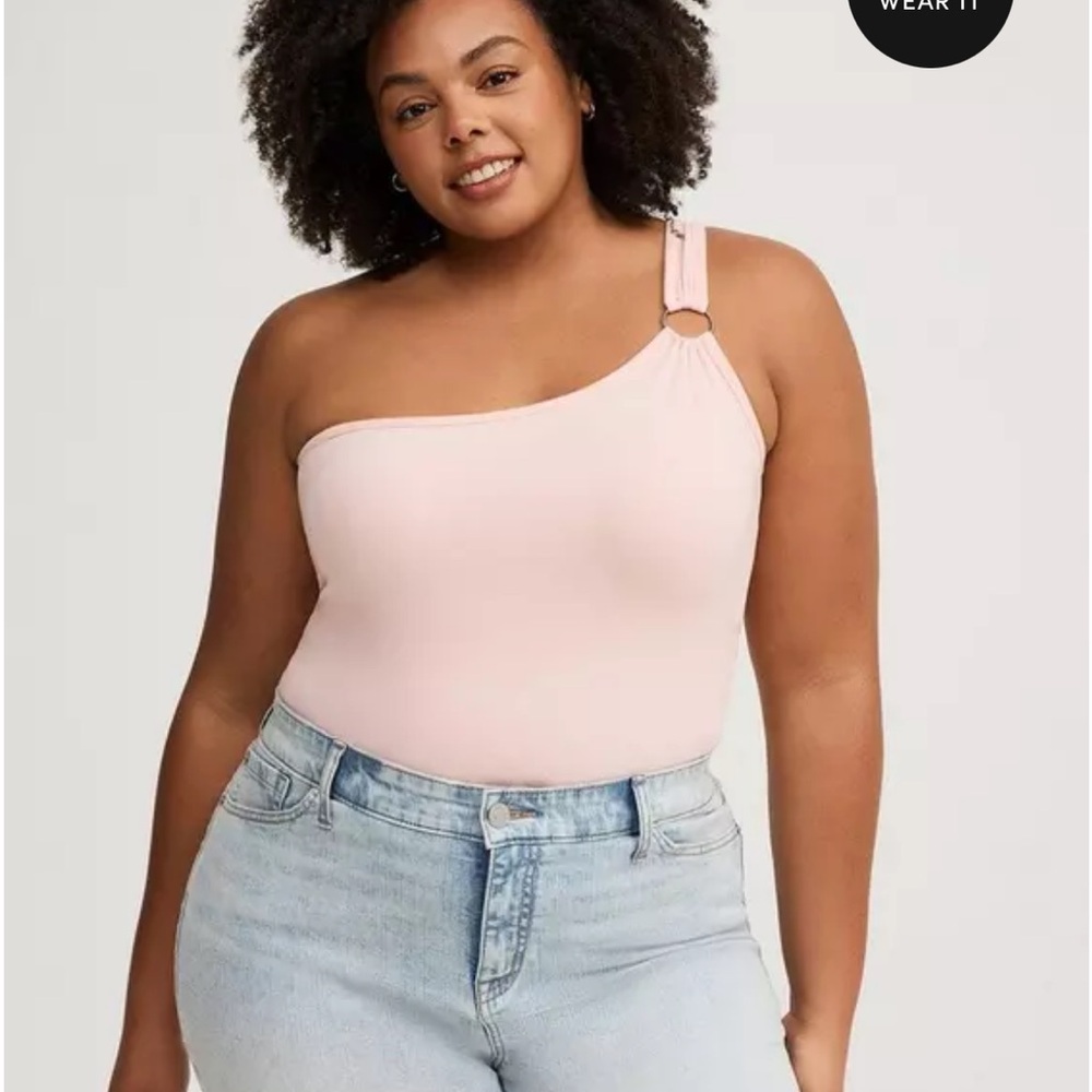 Torrid Blush Foxy One-Shoulder O-Ring Tank